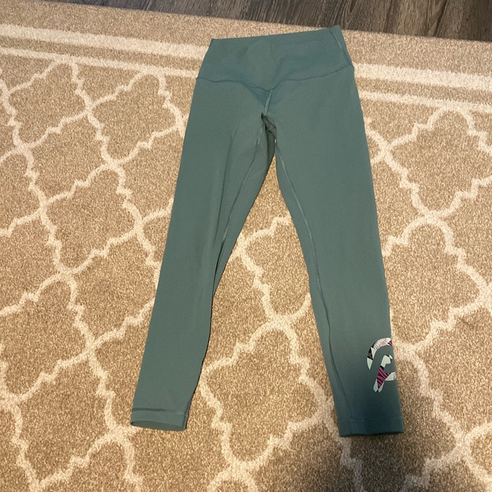 Lululemon peloton leggings size 6, green
